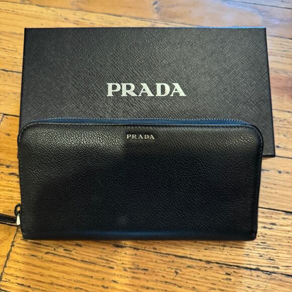 Prada Black Leather Continental Wallet with Box SHW - Picture 2 of 11